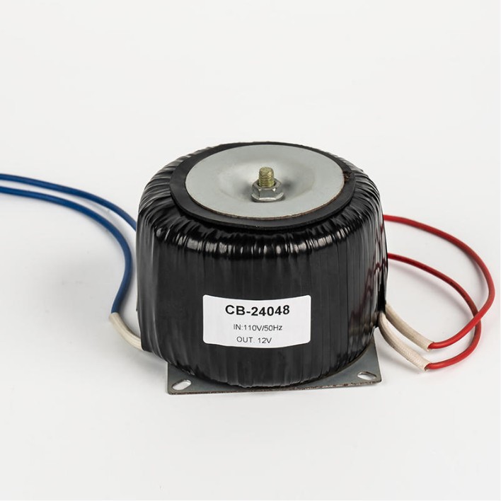 Why does the Toroidal Transformer use a circular core structure to improve performance and applicability?