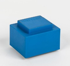 What are the main differences between low frequency transformers and high frequency transformers?